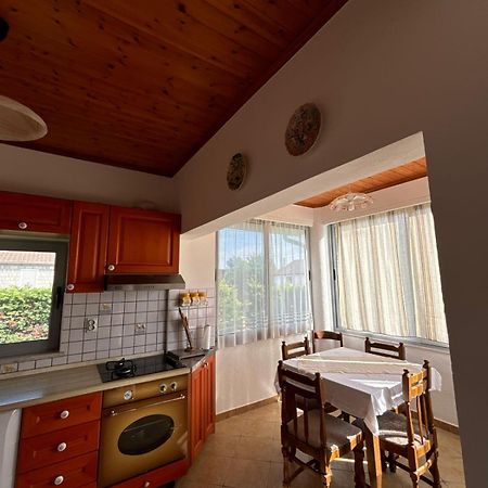 Holiday Home Zenit Улцин Екстериор снимка