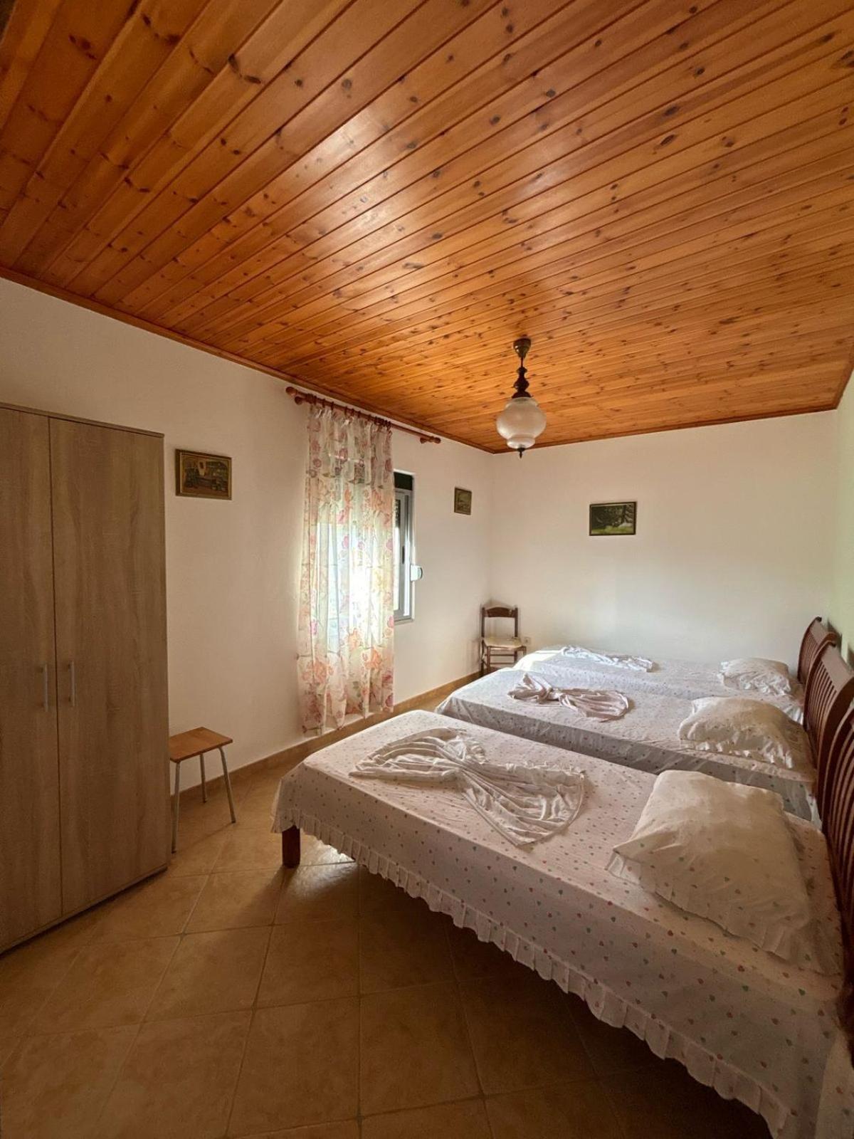 Holiday Home Zenit Улцин Екстериор снимка