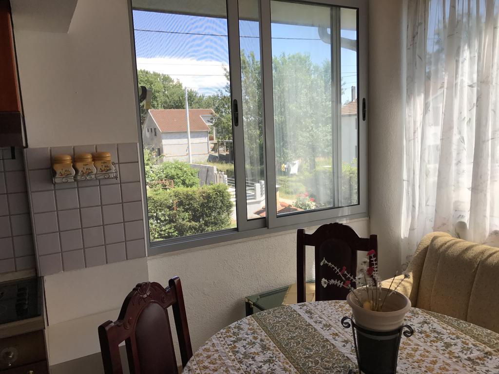 Holiday Home Zenit Улцин Екстериор снимка